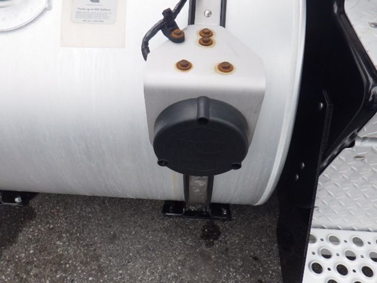 2024-kenworth-t680-image-7