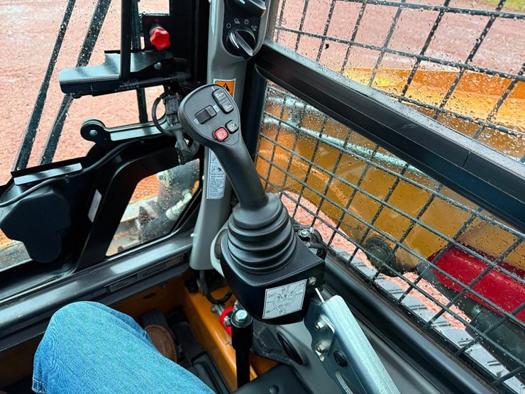 case-tr340b-image-33