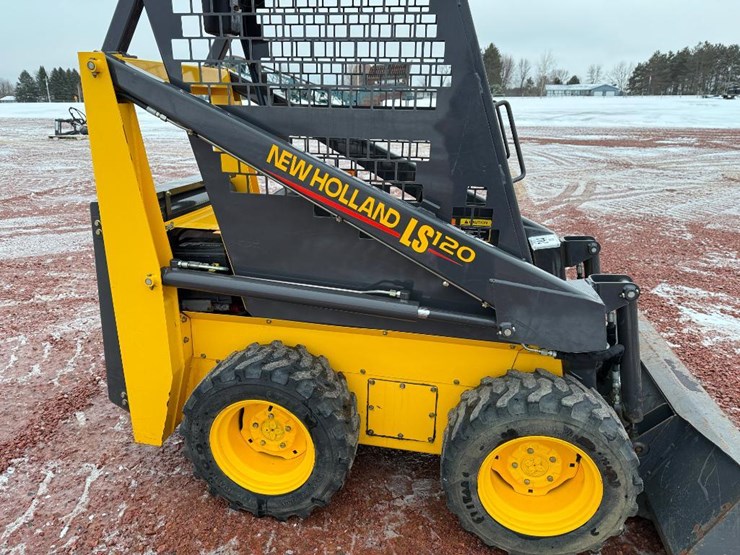 new-holland-ls120-image-16