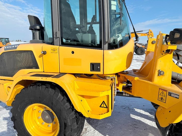 2016-volvo-l35g-image-15