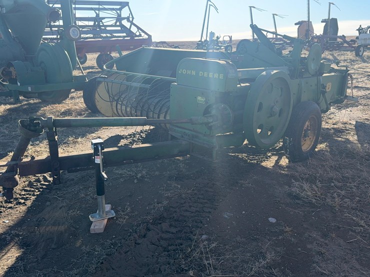 john-deere-24t-image-9