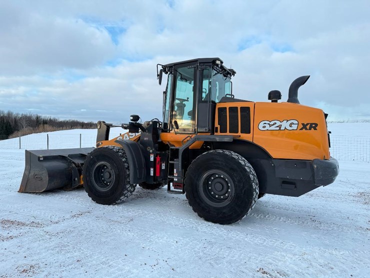 2023-case-621g-xr-image-6