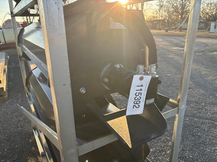 #115392-•-wolvorine-mt-tiller-image-4