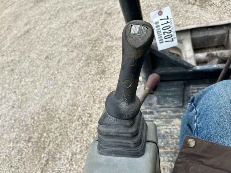 2015-bobcat-e42-image-25