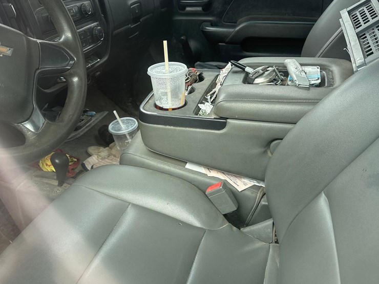 2015-chevrolet-3500hd-image-7