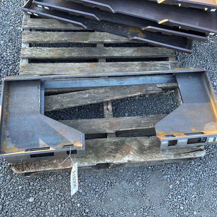 #115396 • 2X OPEN FACE PLATES