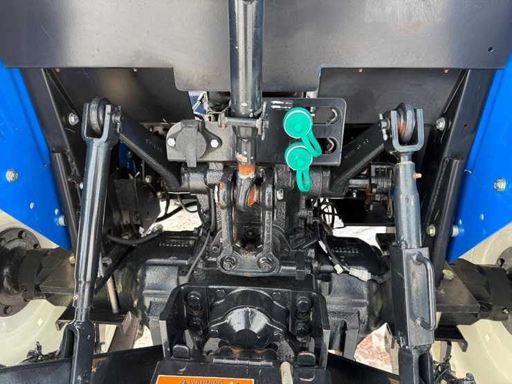 2023-new-holland-workmaster-60-image-31