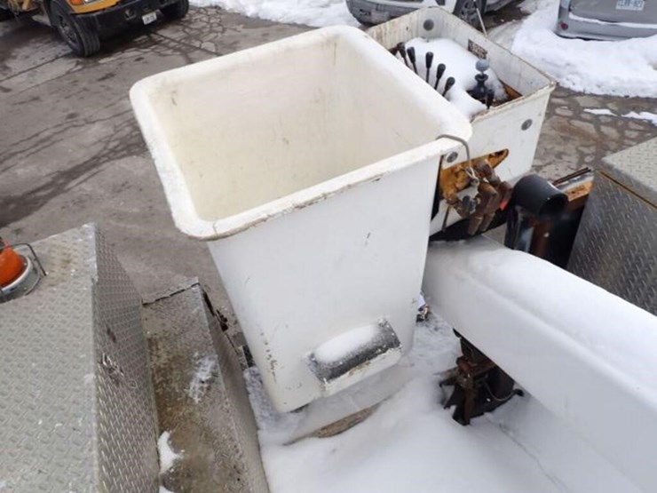 1998-gmc-t4-series-s/a-bucket-truck-1gdp7c1c0wj519-image-76