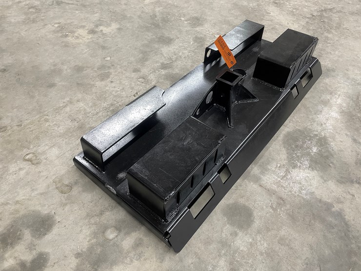 #2484-•-skid-steer-receiver-hitch-plate-with-chain-buckets-image-3