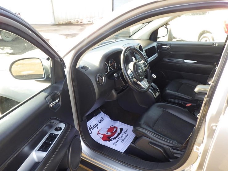 2016-jeep-compass-image-5