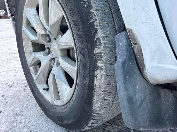 2023-chevrolet-silverado-1500-image-22