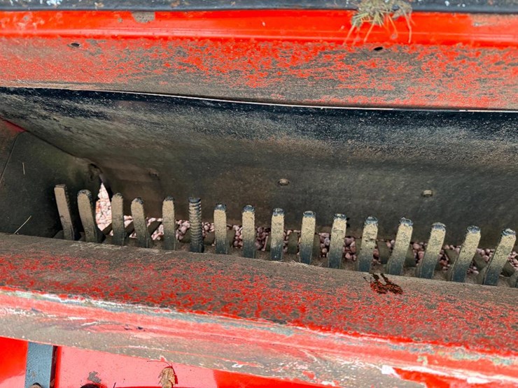 #25-•-lot-25-image-24