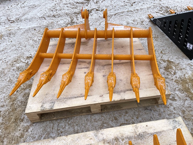 caterpillar-305-image-2