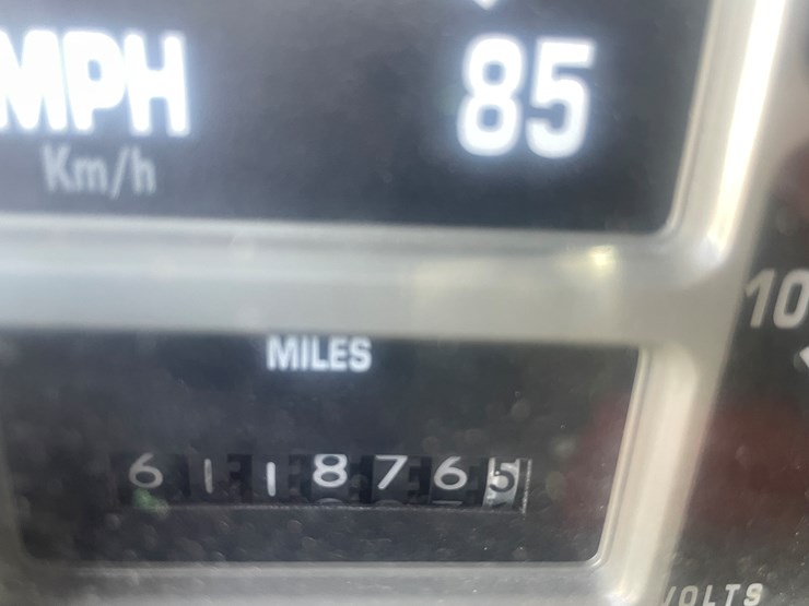 2001-international-2001-image-29