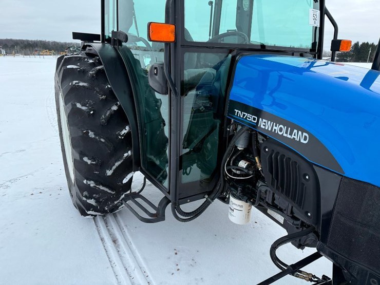 new-holland-tn75d-image-19