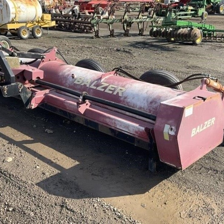 BALZER 18' Pull PTO Chopper