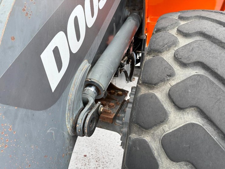 2018-doosan-dl250-5-image-44