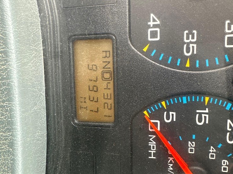 2005-international-7400-image-16