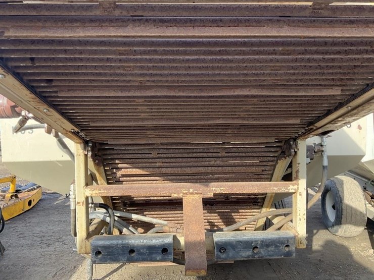 jackrabbit-wedge-13.5'x8'-hyd.-reservoir-cart-image-7