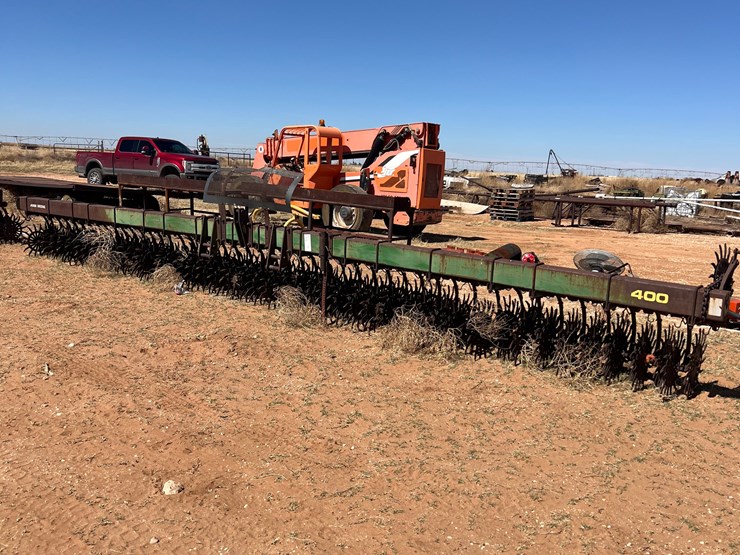 john-deere-400-image-1