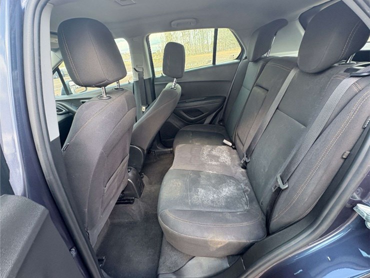 2018-chevrolet-trax-4-door-suv-(103,967-miles)-image-16