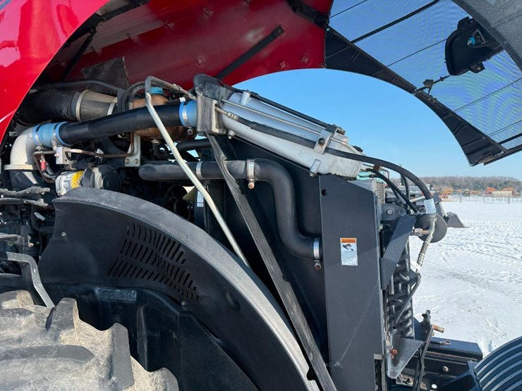 case-ih-magnum-250-image-37