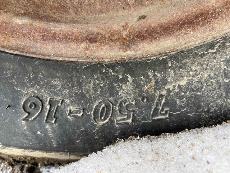 minneapolis-moline-tractor-image-9