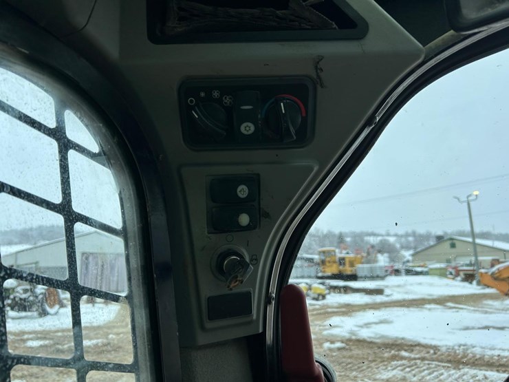 caterpillar-289d-image-23