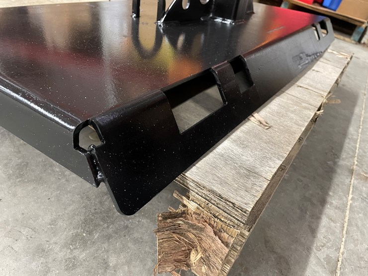 #2486-•-skid-steer-receiver-hitch-plate-with-half-moon-chain-hook-image-14