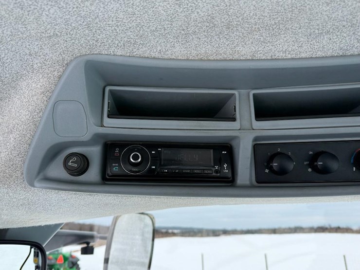 new-holland-t7.210-image-63