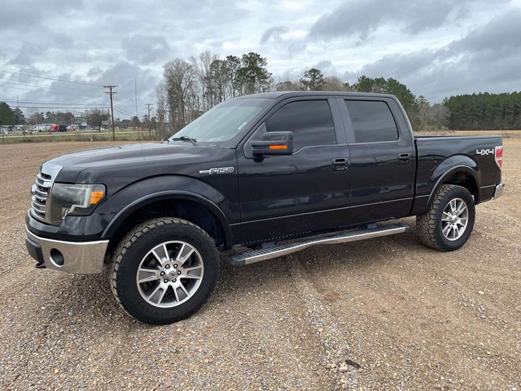 2014-ford-f150-lariat-image-1