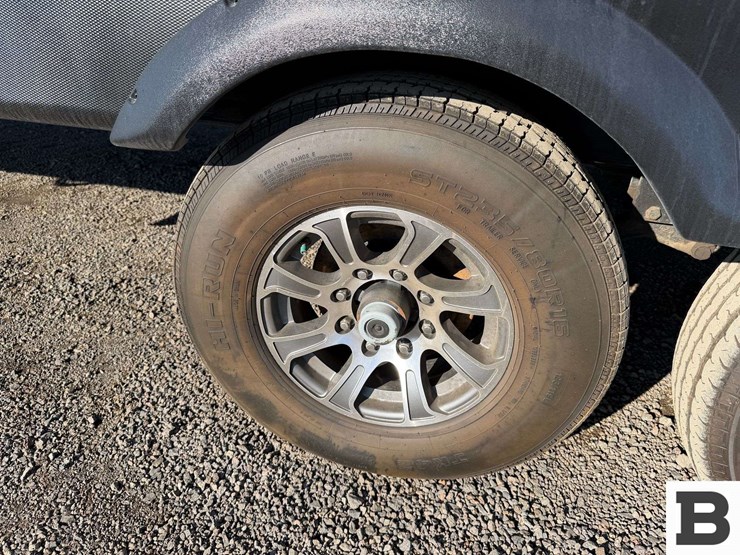 2018-keystone-sprinter-5th-wheel-trailer-image-21