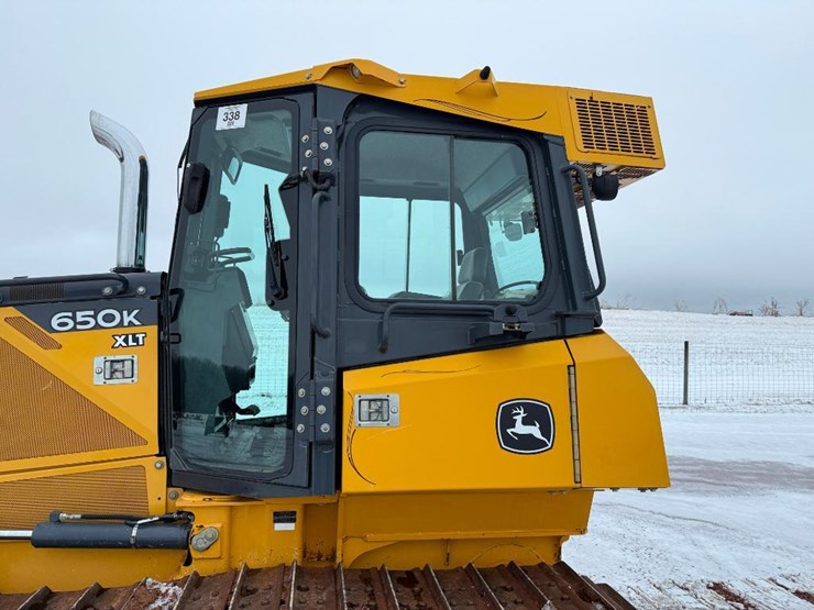deere-650k-xlt-image-27