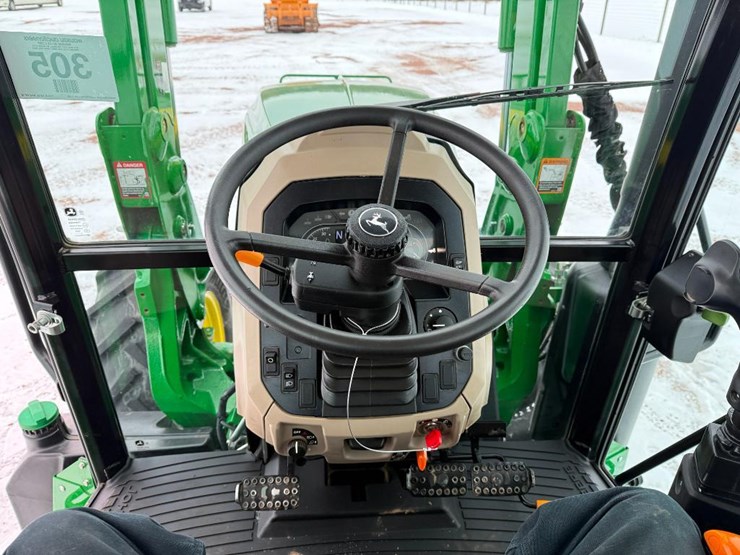 john-deere-6105e-image-56