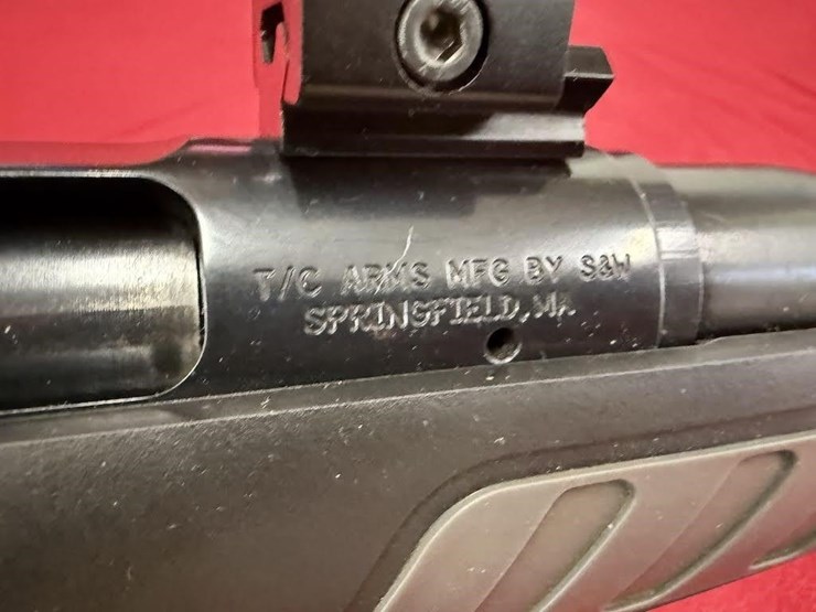 thompson-center-7mm-rem-mag-rifle-image-4