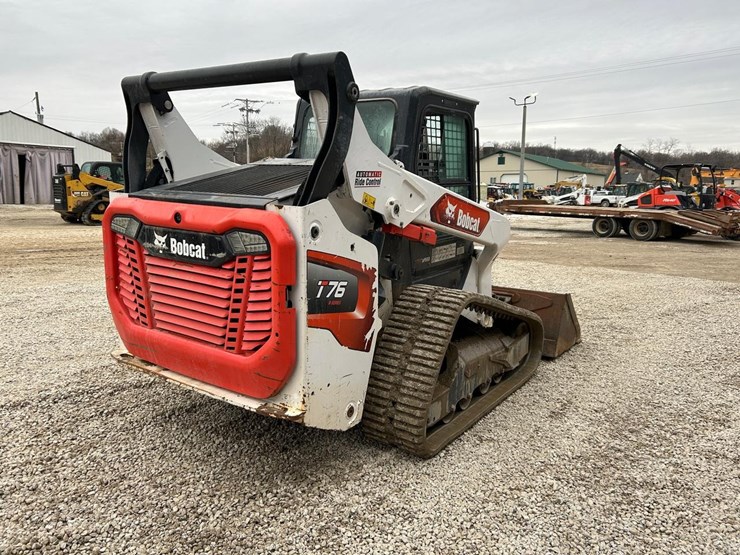 2020-bobcat-t76-image-4