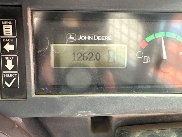 2018-deere-331g-image-16