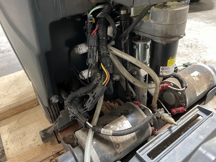 #304-•-advance-aqua-plus-carpet-extractor-image-20