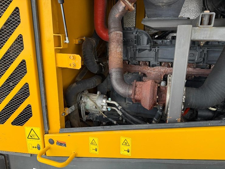 2015-sdlg-lg958l-image-48