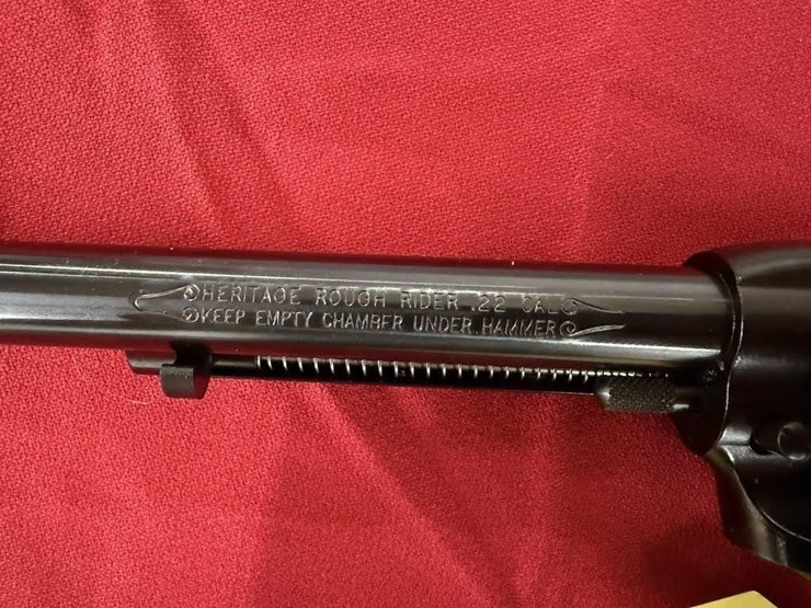 heritage-rough-rider-.22-pistol-image-4