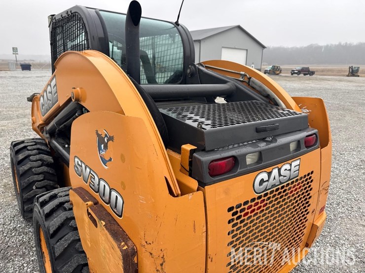 2012-case-sv300-image-17