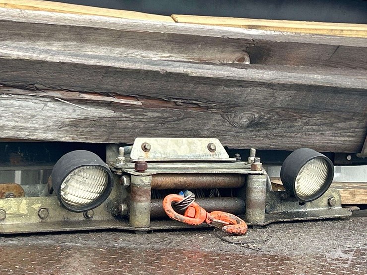 2001-ford-f650-image-32