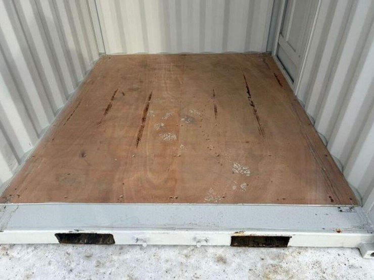 9-ft-shipping-container-image-10
