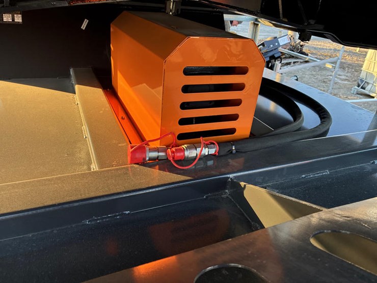 #115399-•-skidsteer-mt-72"-brush-cutter-image-7