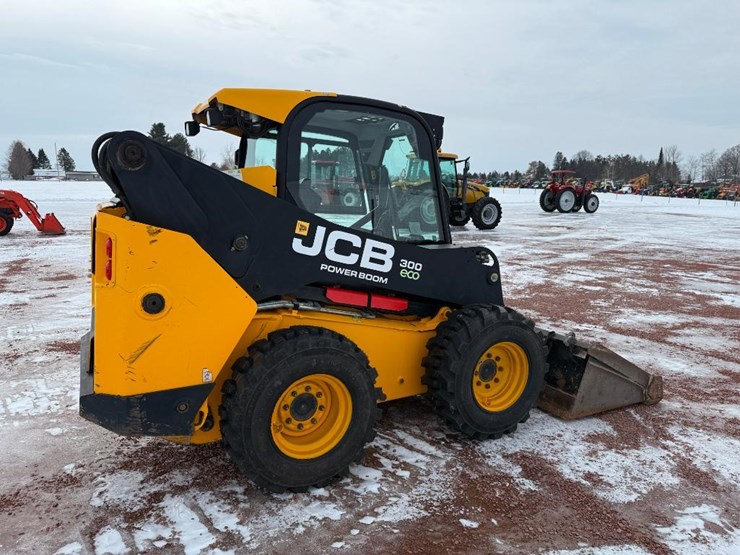 jcb-300-image-4