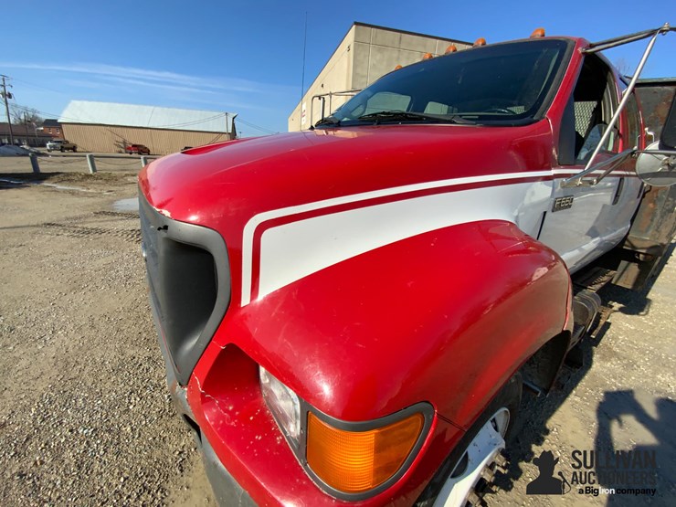 2001-ford-f650-image-11