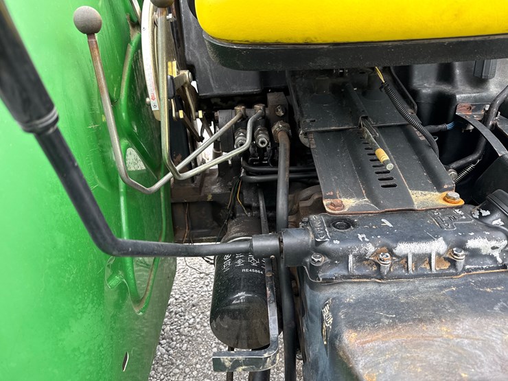 john-deere-5205-image-17