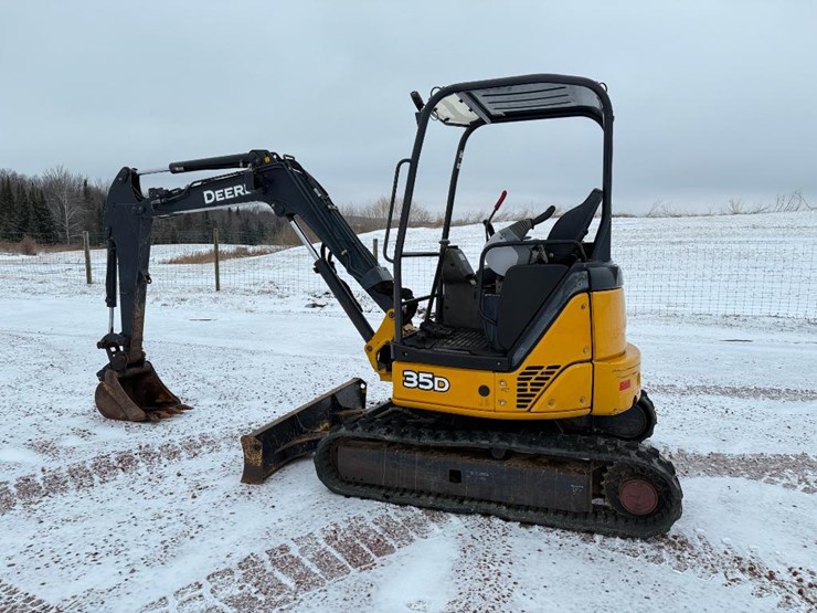 deere-35d-image-5