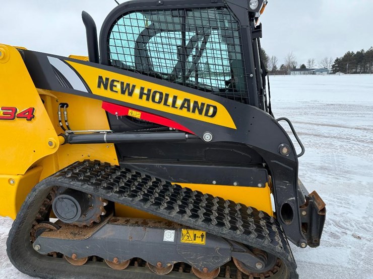 2023-new-holland-c334-image-22