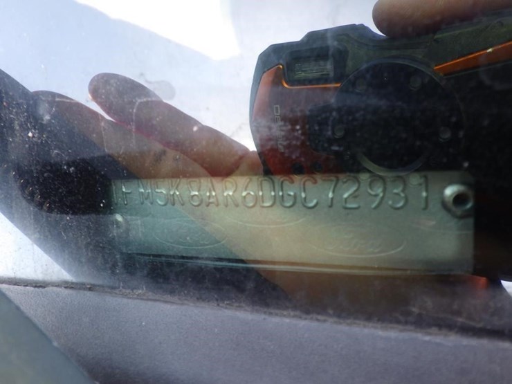 2013-ford-explorer-image-15